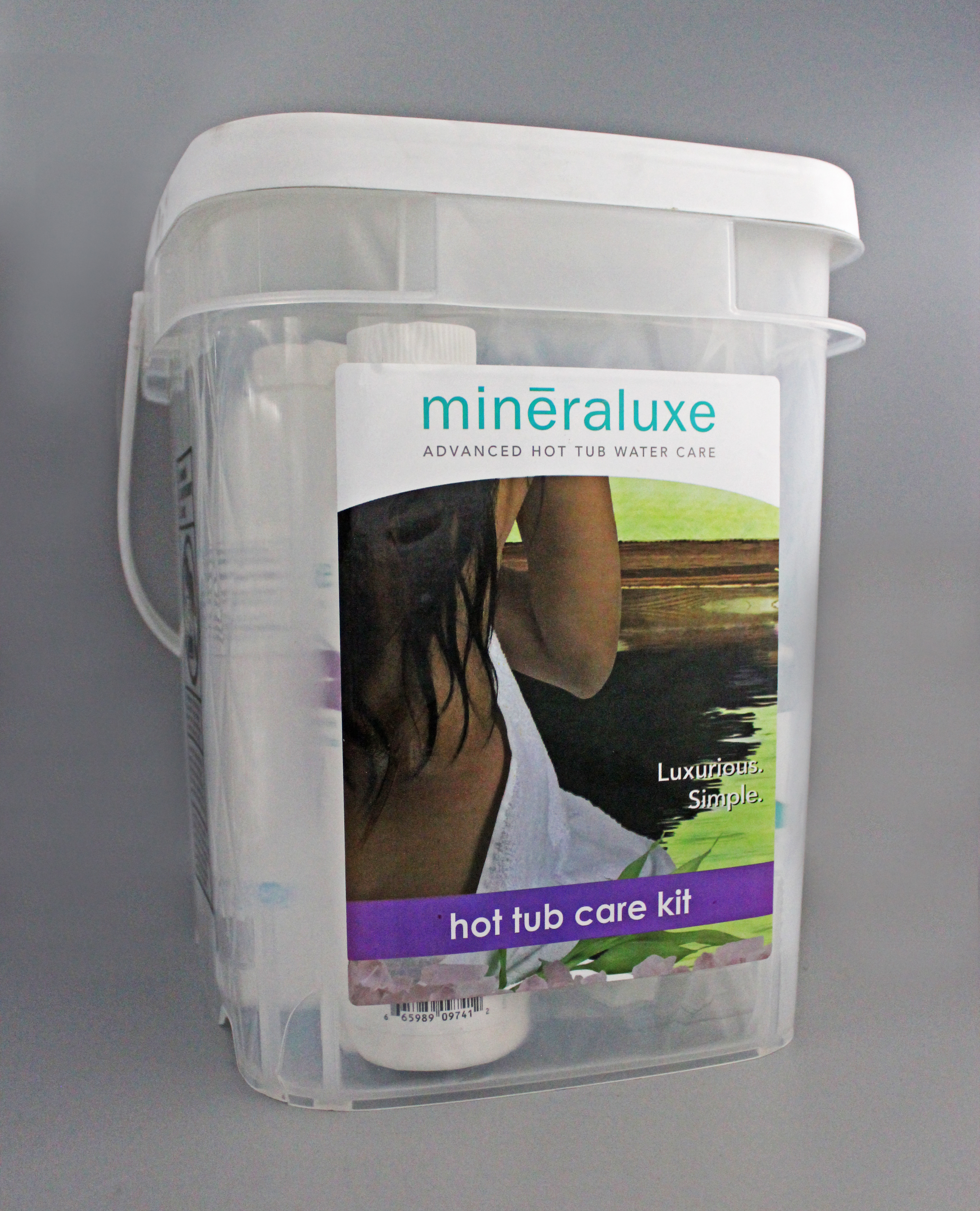 Mineraluxe Hot Tub Starter Kit - Sold Ea